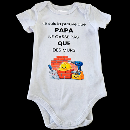 Body Je suis la preuve que.. Papa Bâtiment