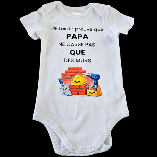 Body Je suis la preuve que.. Papa Bâtiment