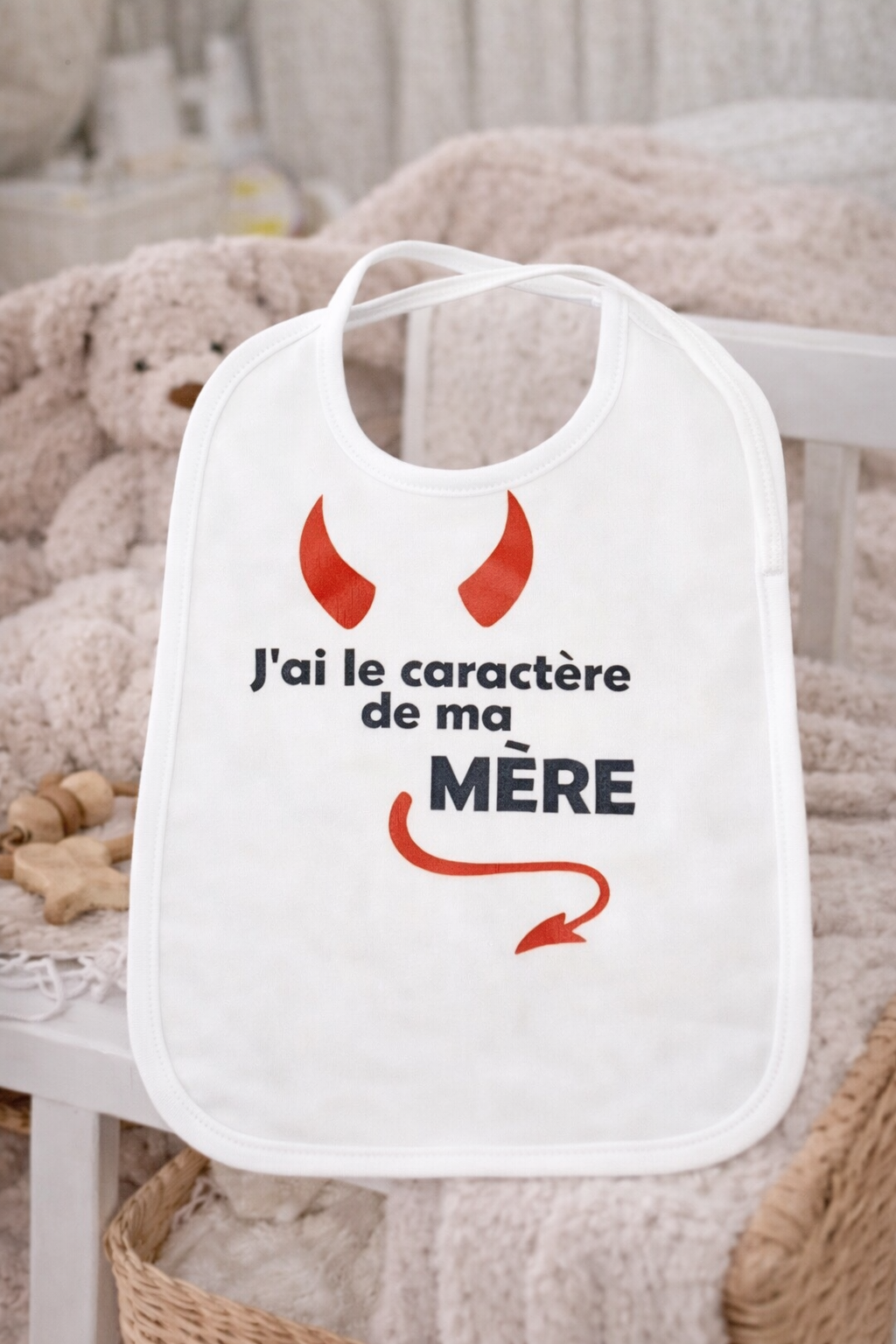 Bavoir Caractère